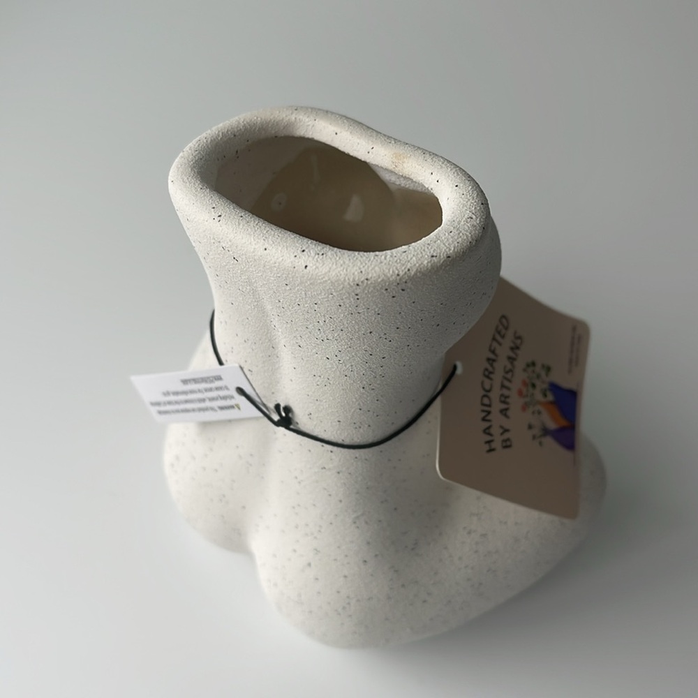 Ceramic Vase - Picture 5 of 8